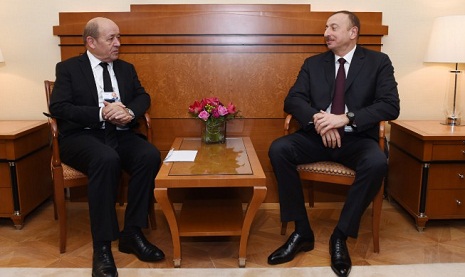 President Ilham Aliyev met with French Defence Minister Jean-Yves Le Drian in Munich